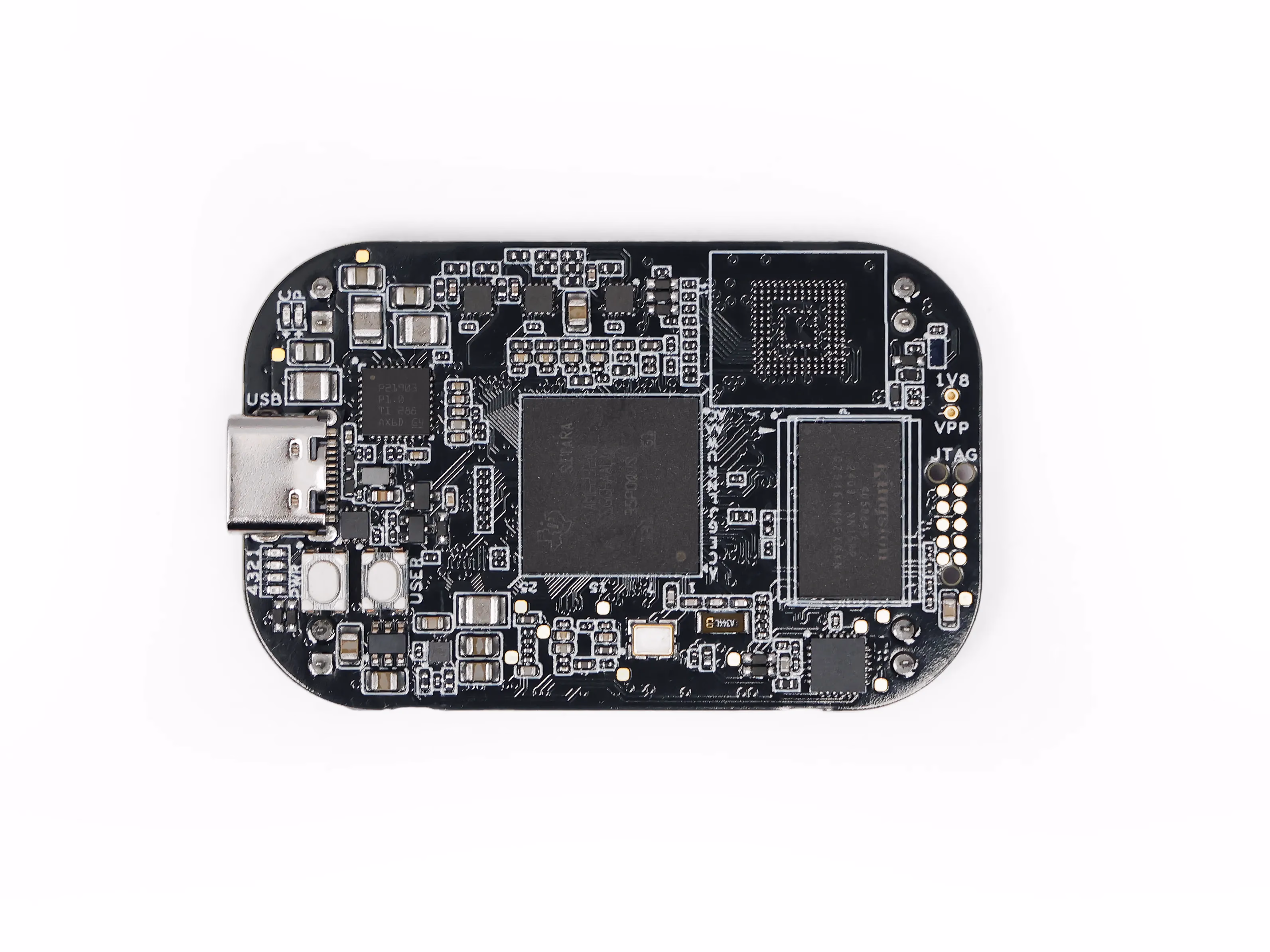 基板上面：USB-Cポート、AM6254 SoC、メモリ、ボタン類の配置